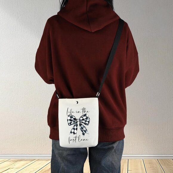 Stylish Racing-Themed Crossbody Bag: Compact & Waterproof for Every Adventure - Picture 7 of 7